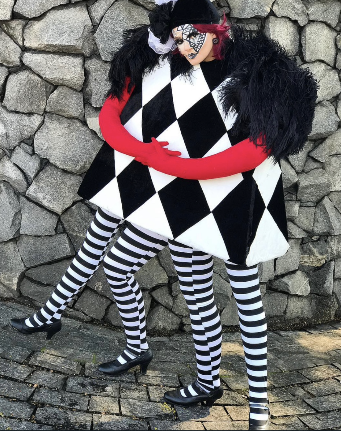 Mulher com 4 Pernas - Imagem 2