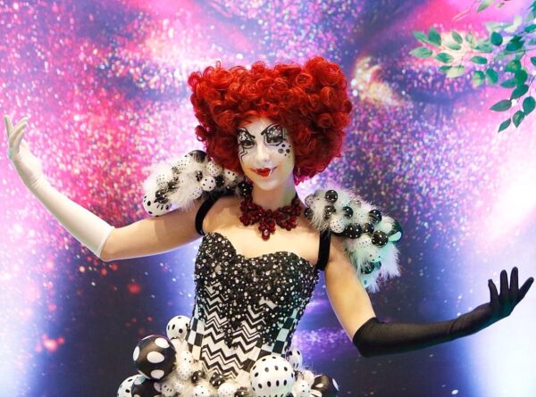 Rainha de Bolas - Imagem 6