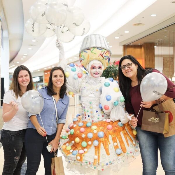 Casal Bolo e Docinhos - Imagem 3